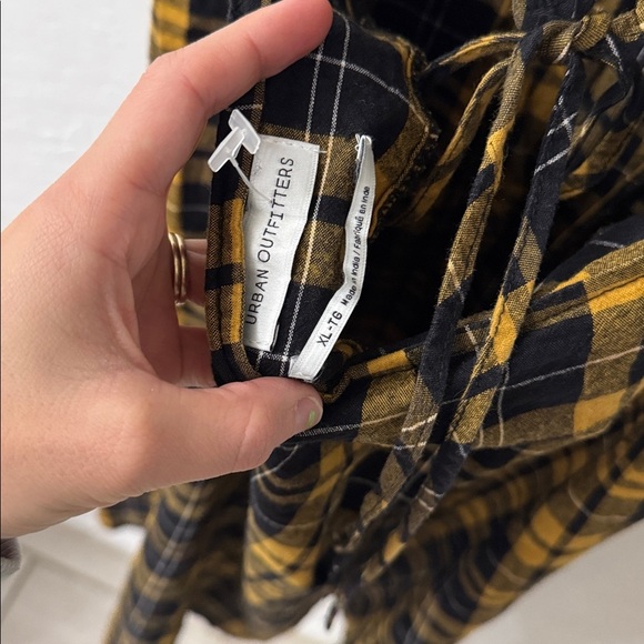 Urban Outfitters Yellow Black Plaid Button Open Back & Sides Midi Dress Size XL - Picture 7 of 7